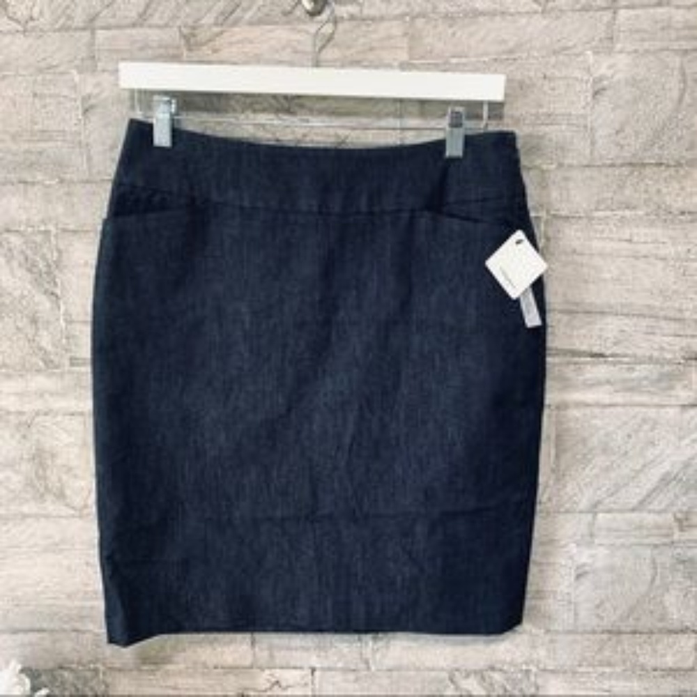 Halogen Denim Stretch Pencil Skirt With Pockets - Picture 2 of 8